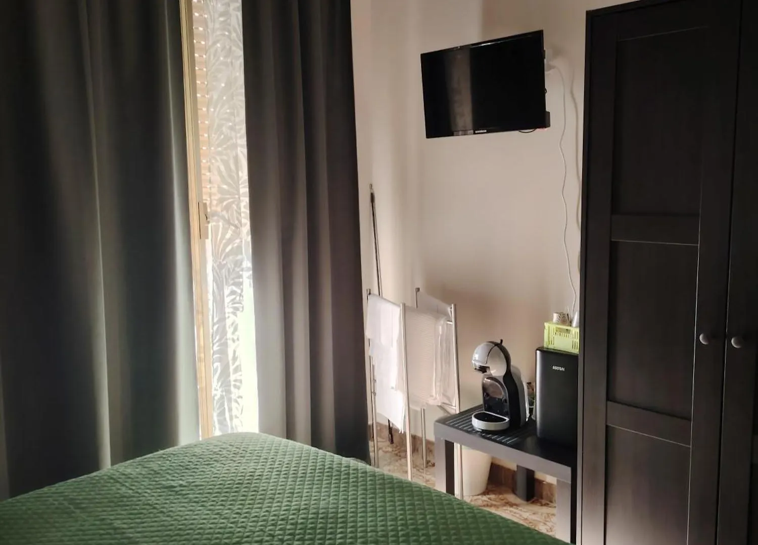 Carmen House Hotel Catania 0*,  Italy