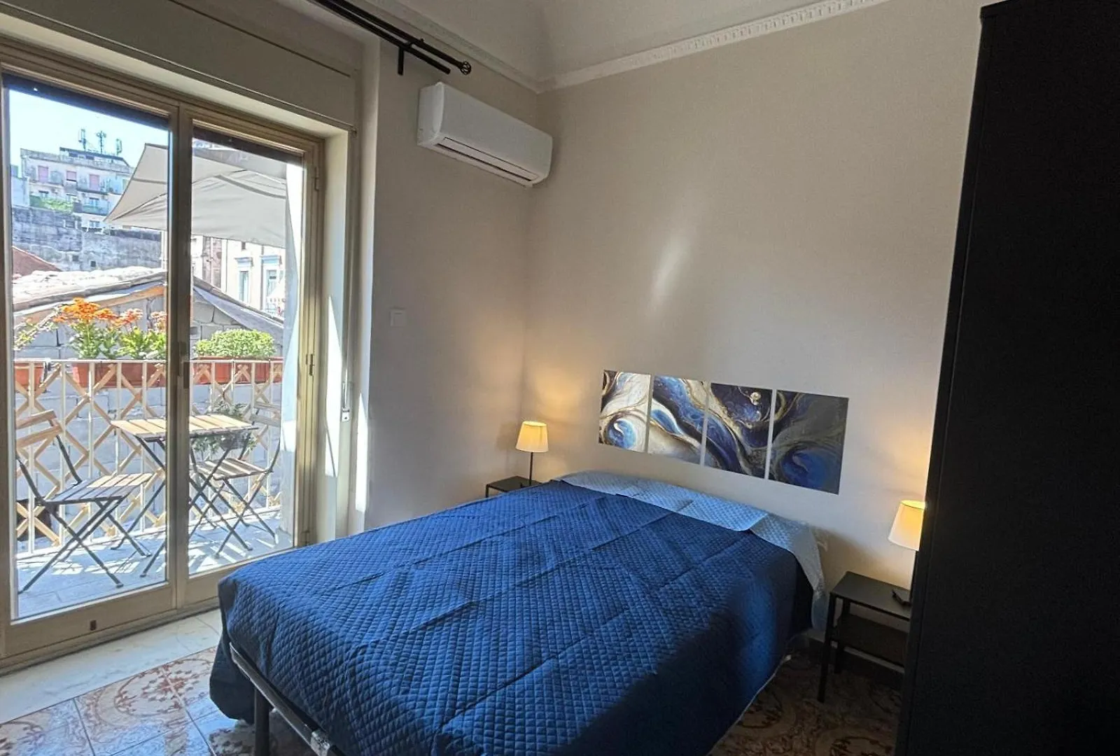 Carmen House Hotel Catania 0*,  Italy