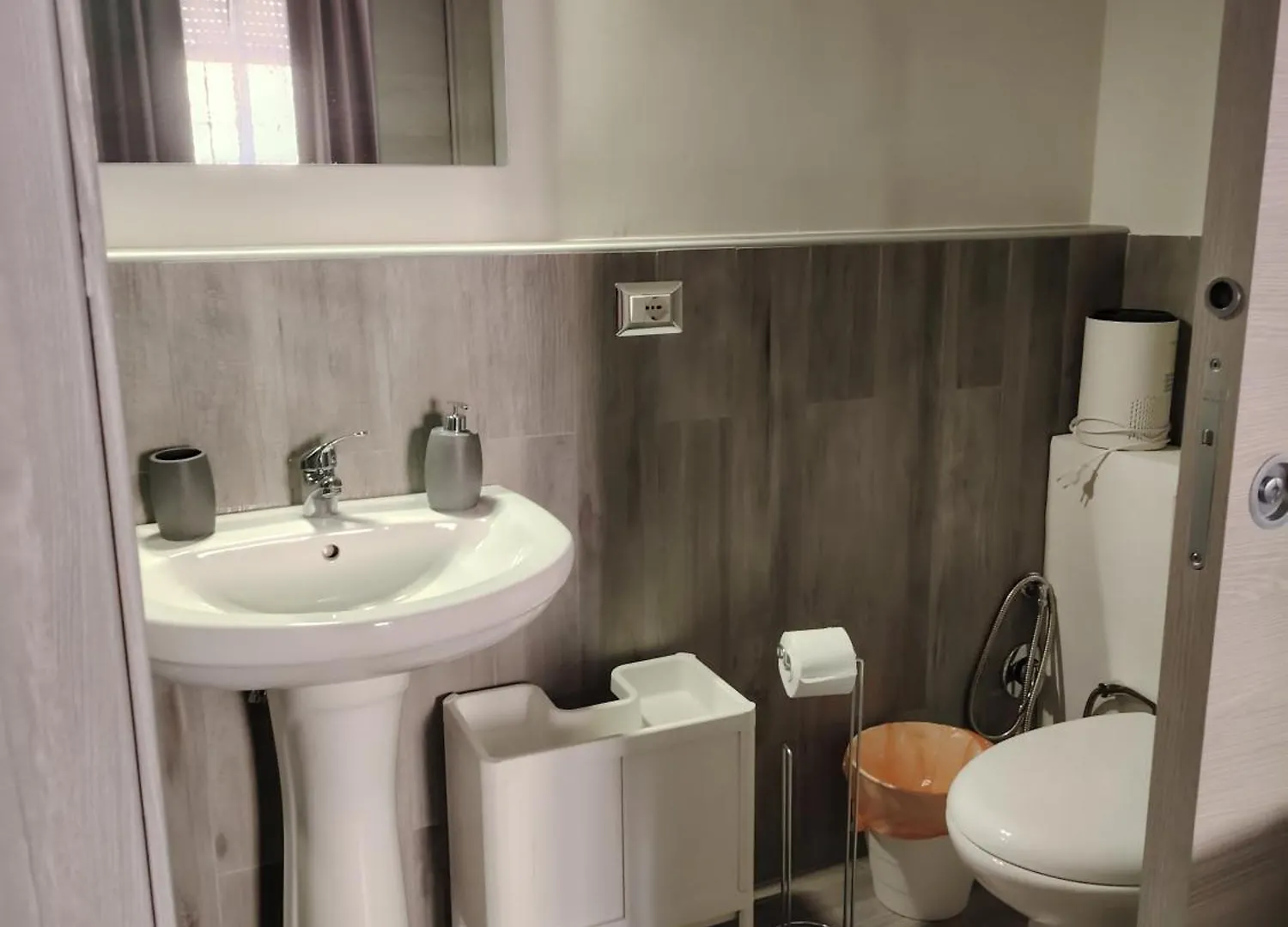 Guest house Carmen House Hotel Catania Italy
