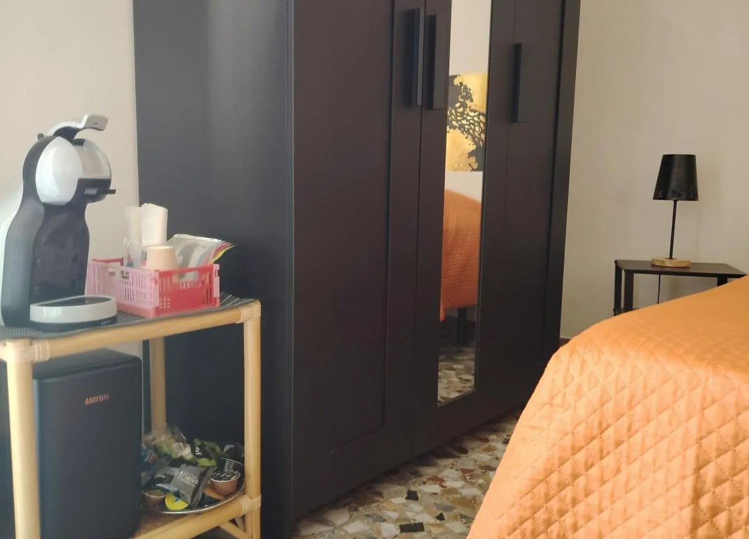 Guest house Carmen House Hotel Catania Italy